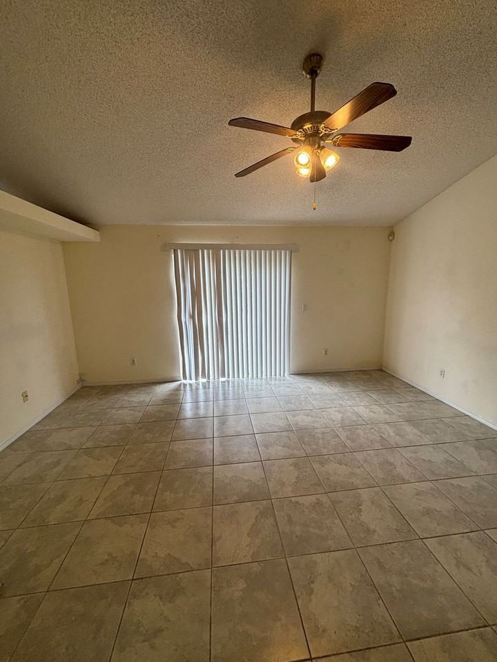 282 Pine Arbor Dr - Photo 5 of 19
