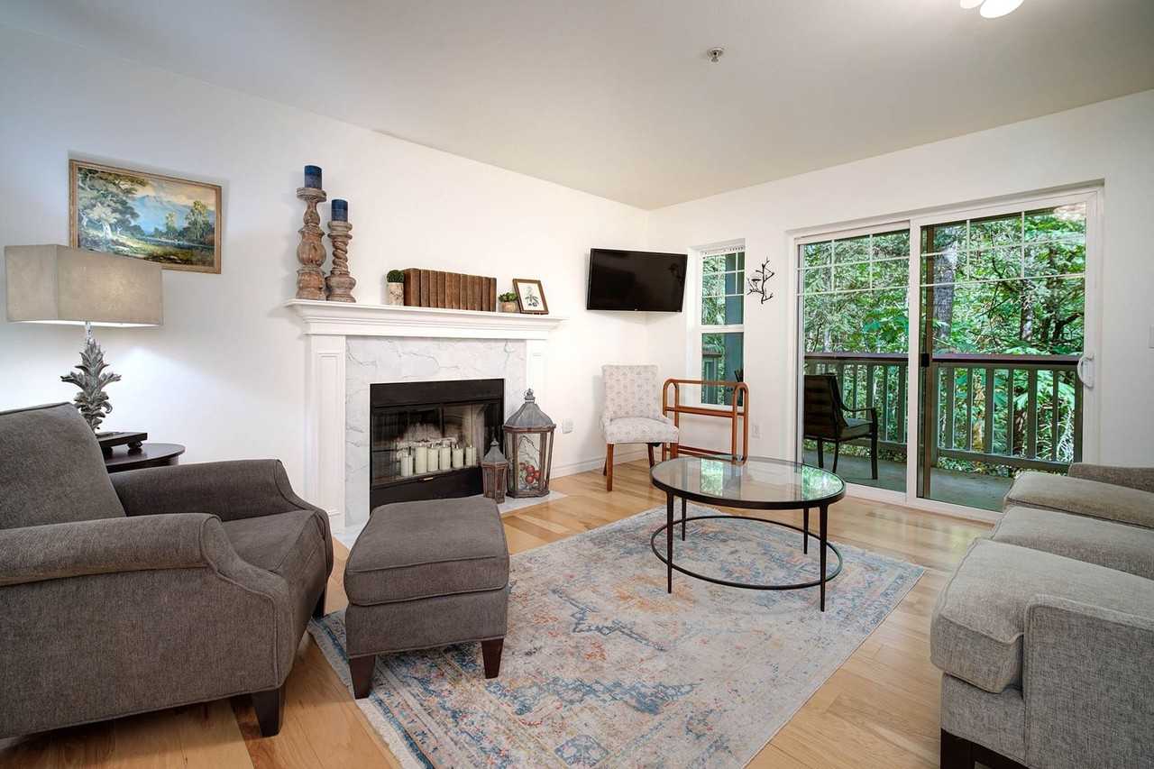 18501 Se Newport Way #J238 - Photo 2 of 41