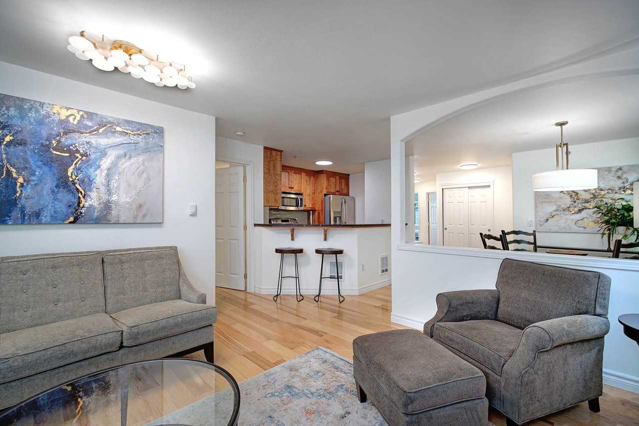 18501 Se Newport Way #J238 - Photo 5 of 41