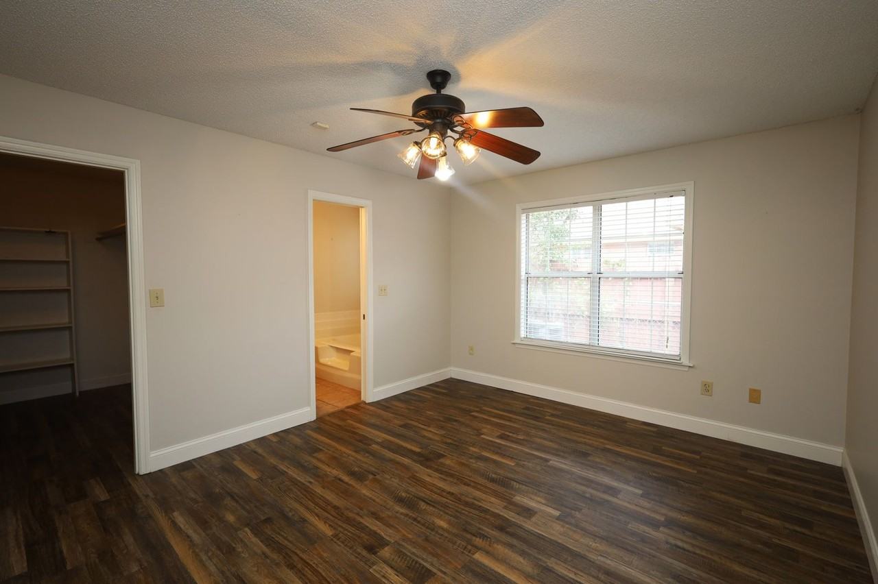 326 Jennifer Cir - Photo 7 of 12