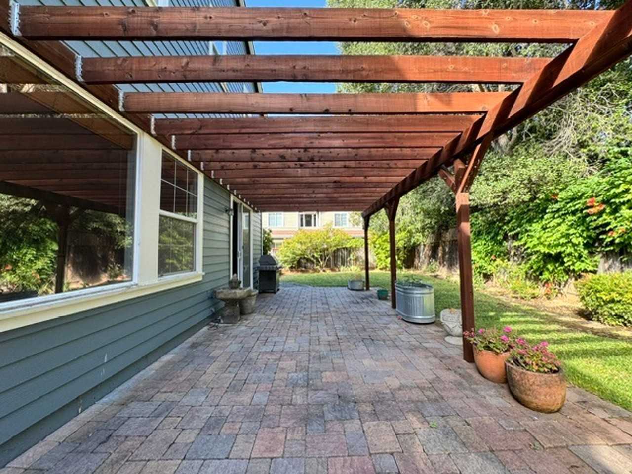 2160 Ranch Ct - Photo 3 of 4