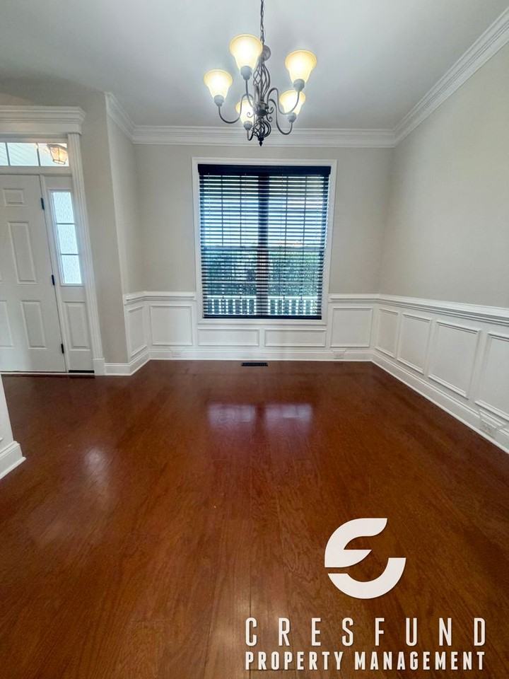 220 Asheford Way - Photo 7 of 23