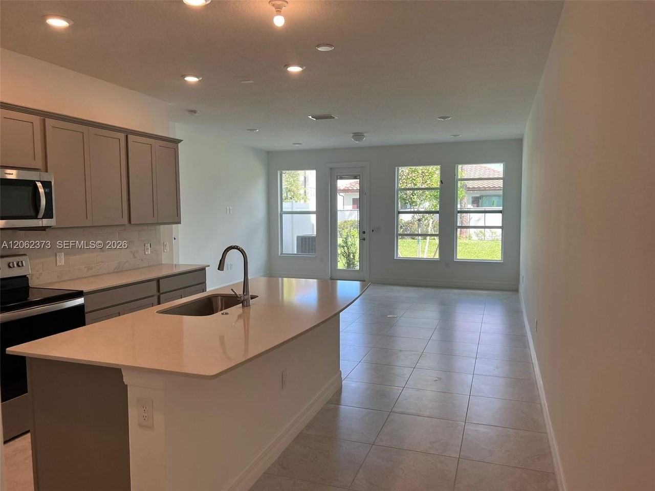 6121 6121 Rancho Lane 6121 - Photo 2 of 10