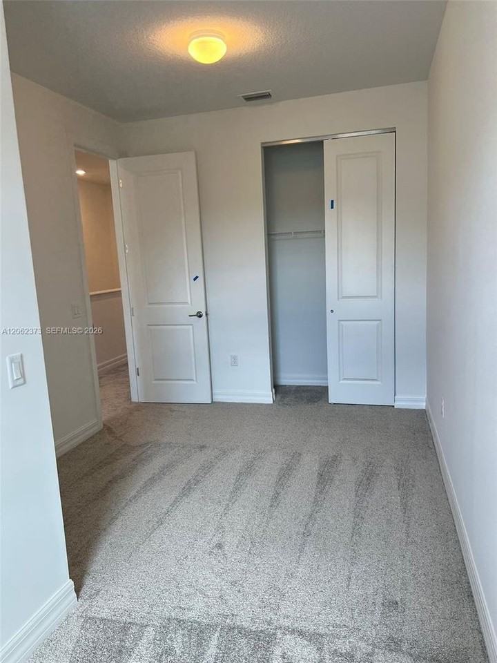 6121 6121 Rancho Lane 6121 - Photo 5 of 10