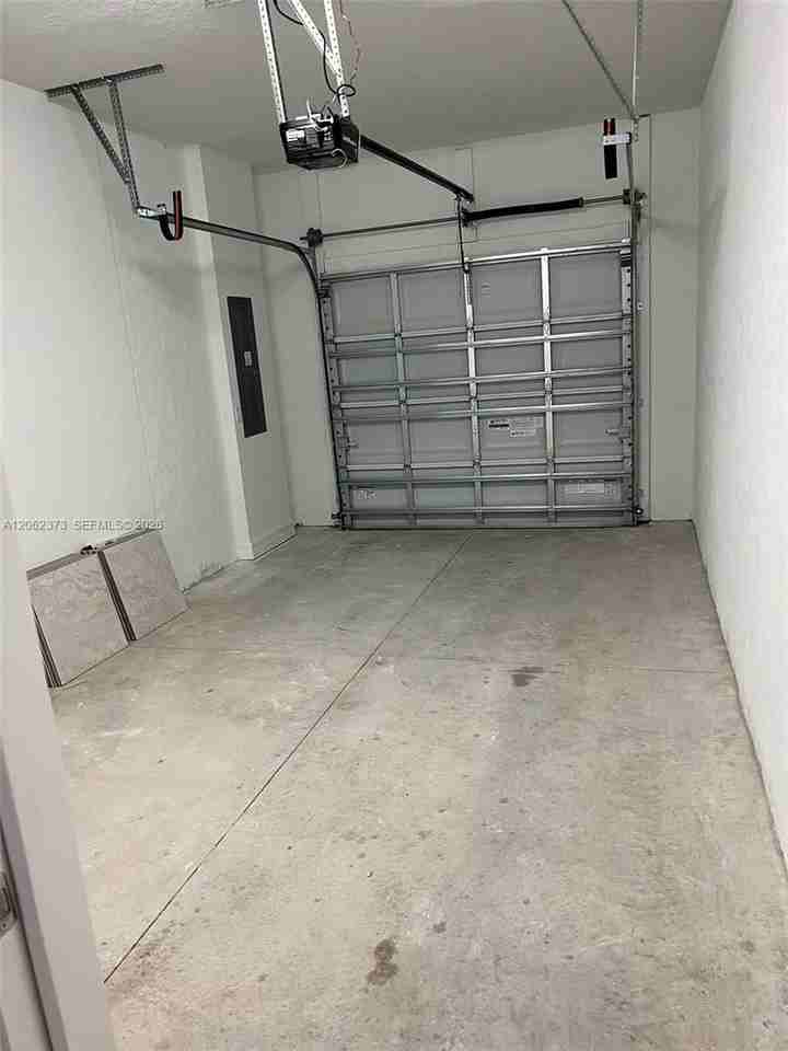 6121 6121 Rancho Lane 6121 - Photo 6 of 10