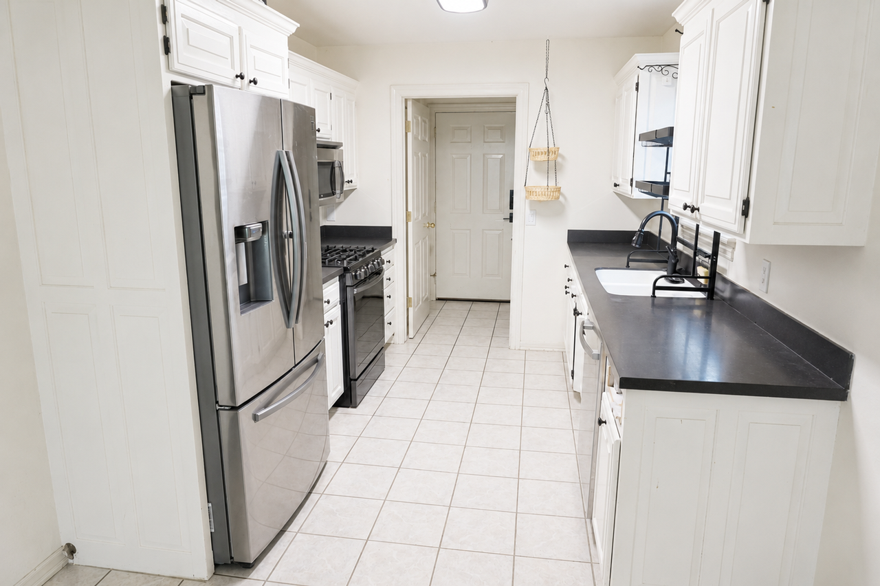 5601 E Country Rdg - Photo 6 of 18