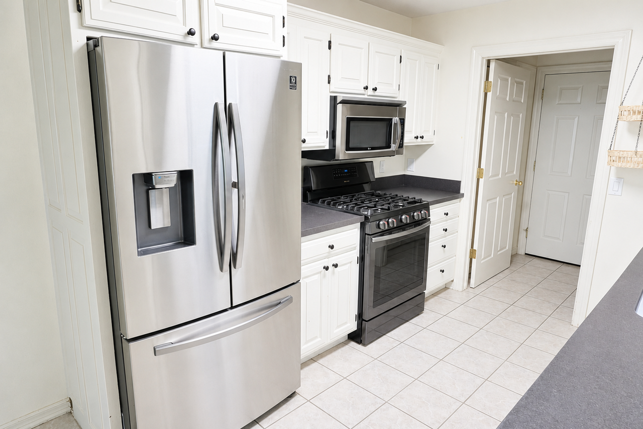 5601 E Country Rdg - Photo 7 of 18