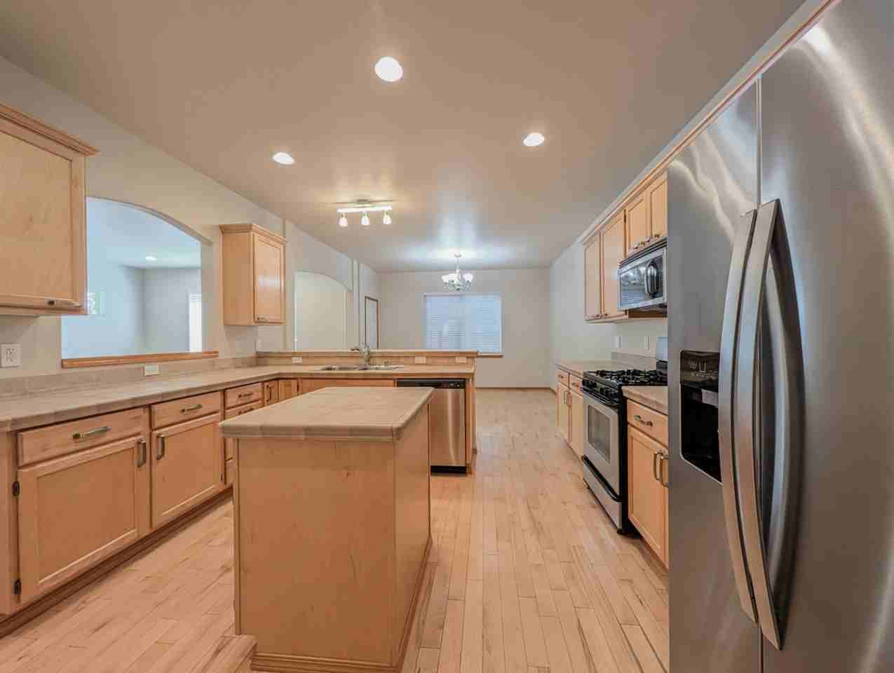 1218 147th Pl Sw - Photo 4 of 16