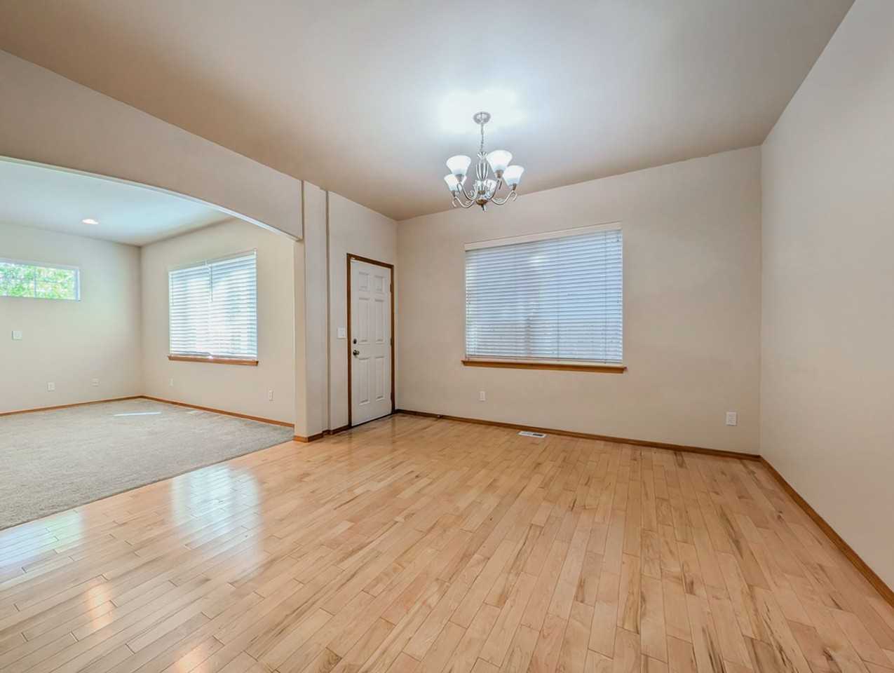 1218 147th Pl Sw - Photo 5 of 16
