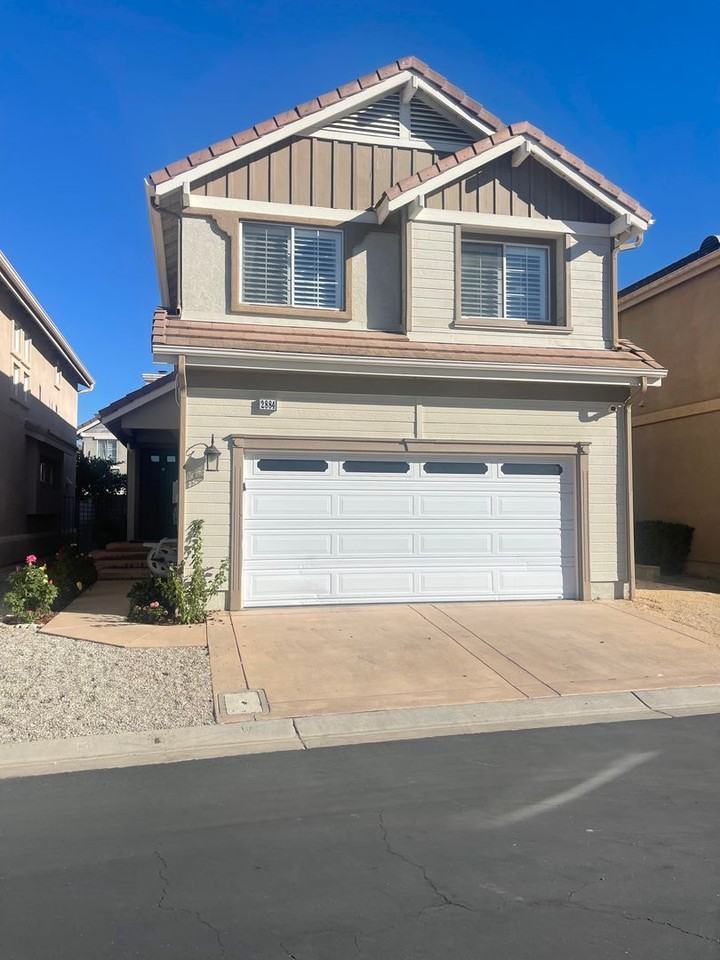2884 Capella Way - Photo 2 of 12
