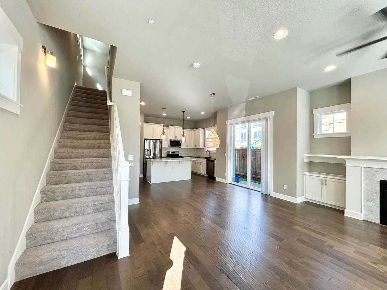 11571 Sw Barber St - Photo 3 of 50