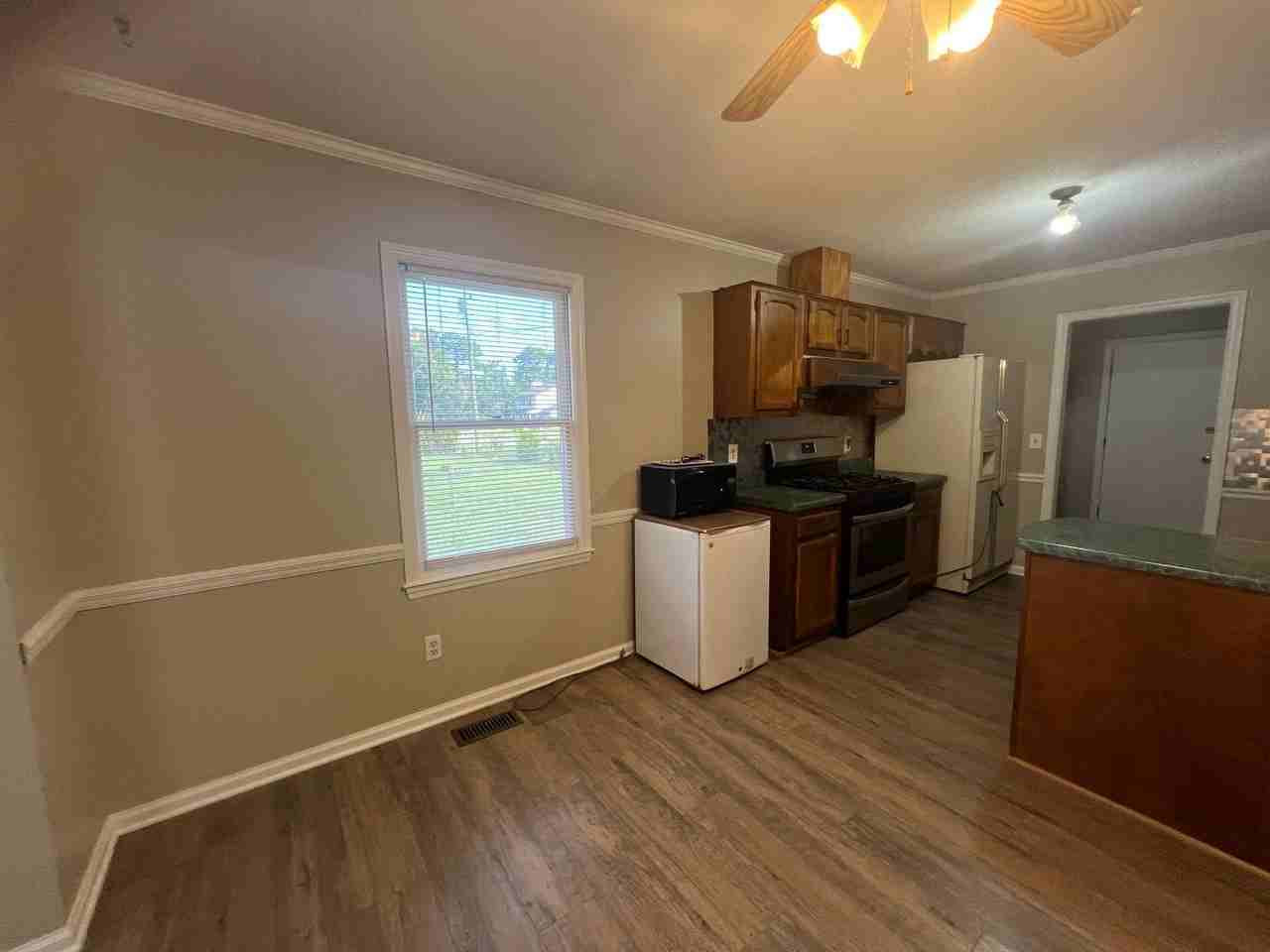 5300 Dandelion Dr - Photo 5 of 19