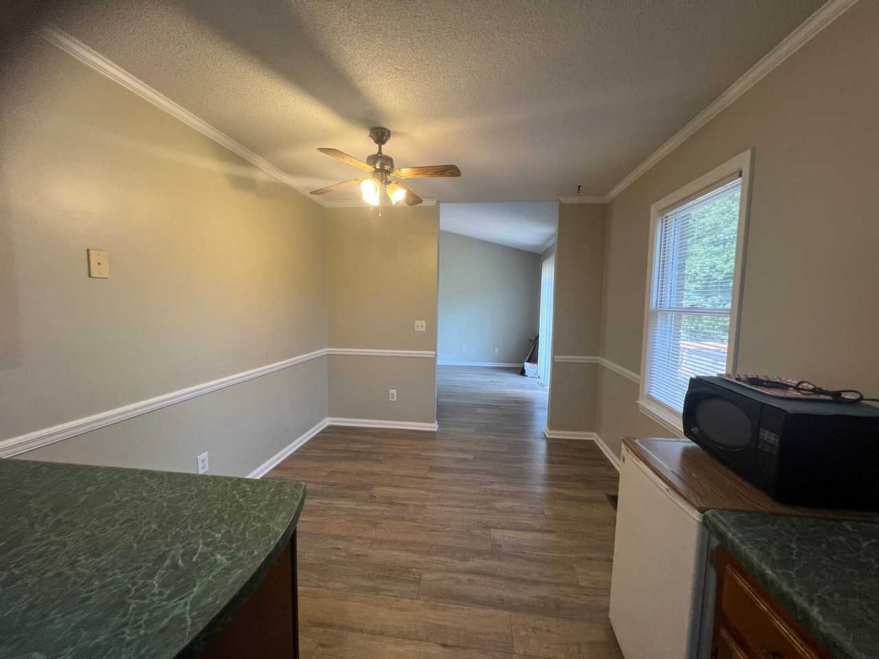 5300 Dandelion Dr - Photo 6 of 19