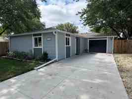 featured image of 2421 Brook Ln