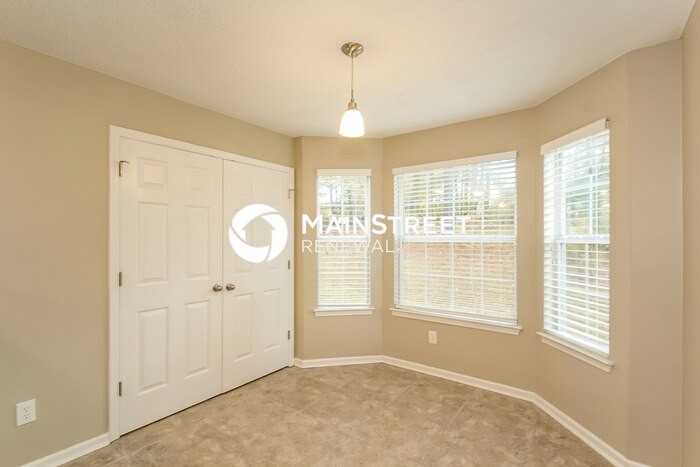 4335 Caroline Ct - Photo 5 of 16
