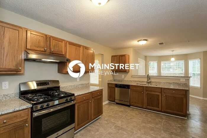 4335 Caroline Ct - Photo 7 of 16