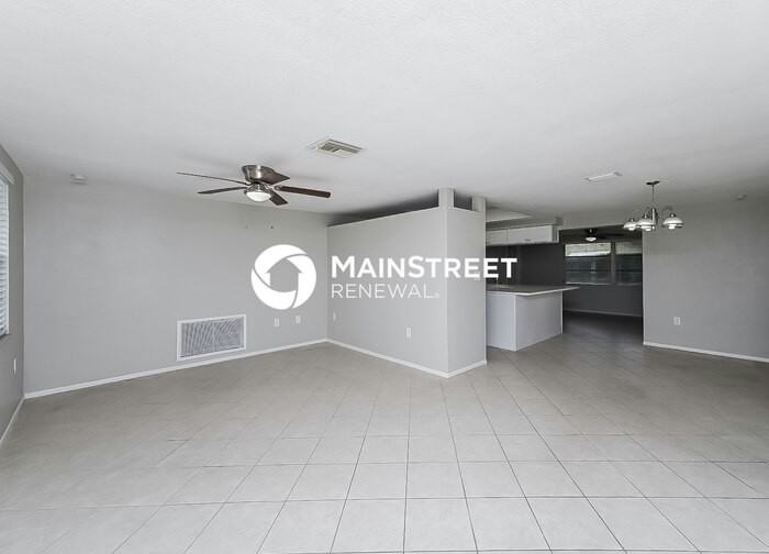7115 Moravian Dr - Photo 2 of 16