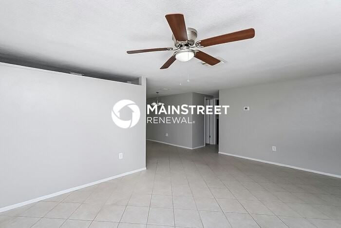 7115 Moravian Dr - Photo 3 of 16