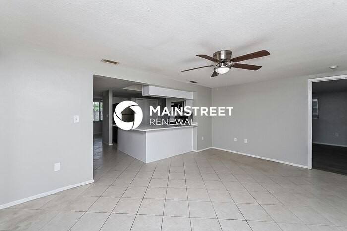 7115 Moravian Dr - Photo 6 of 16