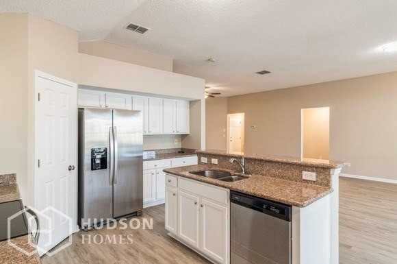 2535 Coachman Lakes Dr - Photo 4 of 20