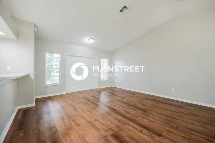 3414 24th St W - Photo 5 of 16