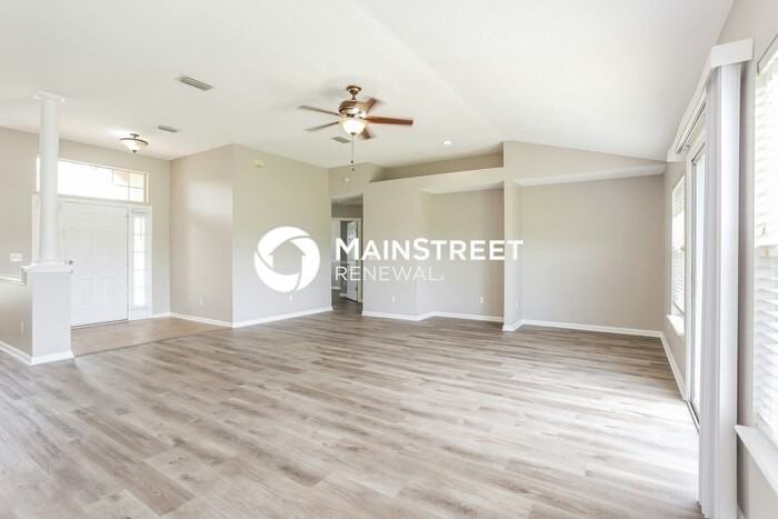 861670 Worthington Dr - Photo 3 of 16