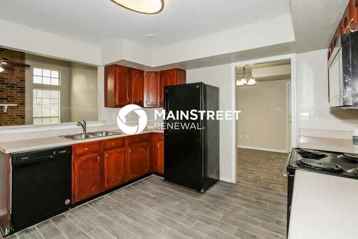 4413 Larner St - Photo 7 of 16