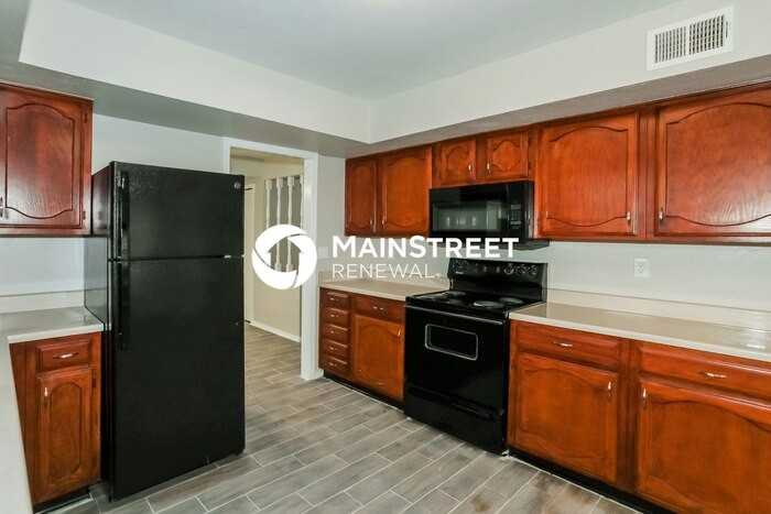 4413 Larner St - Photo 6 of 16