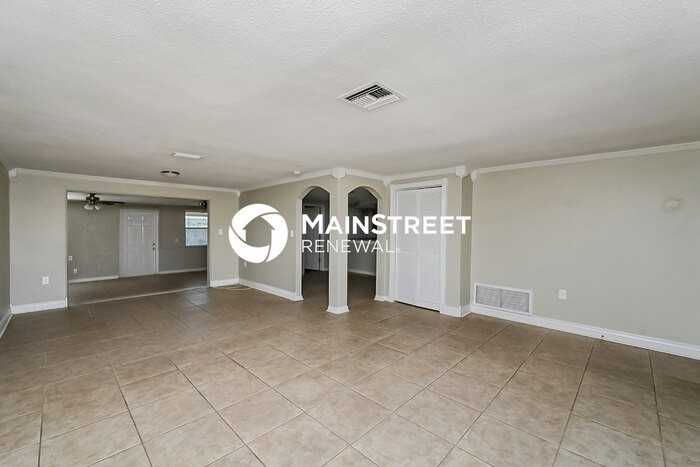 3246 Supreme Dr - Photo 4 of 16