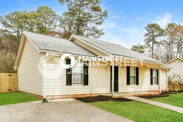 305 Barr Cir - Photo 3 of 16