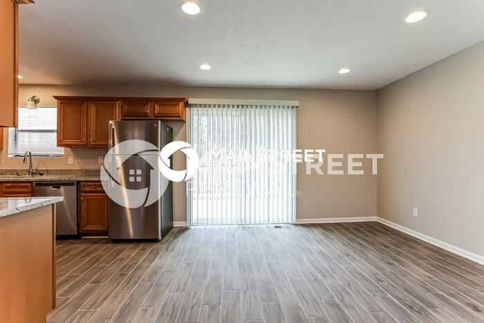 8905 Daerwater Dr - Photo 7 of 17