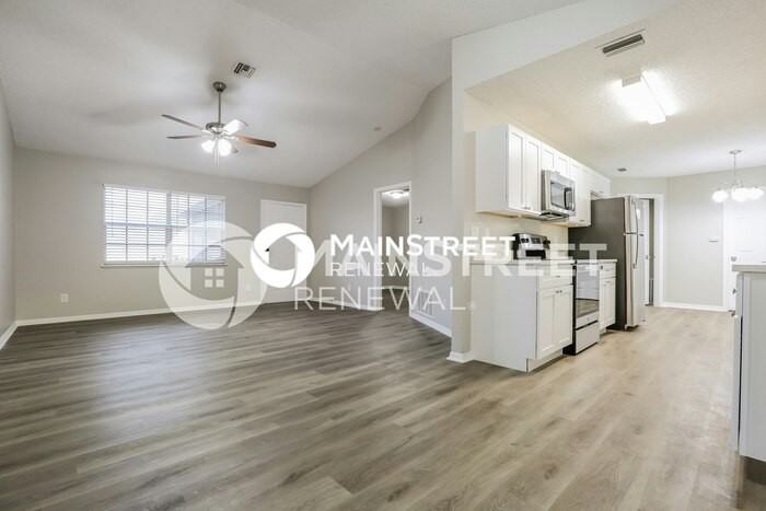 3104 Shamrock Dr - Photo 3 of 16