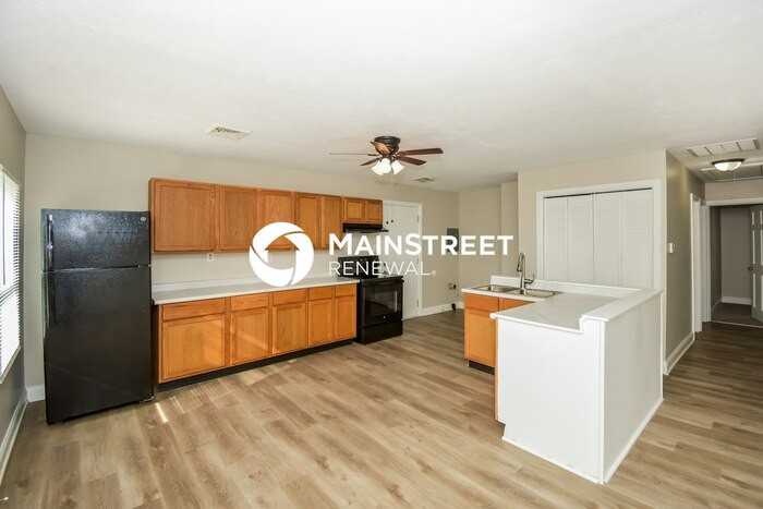 1325 S Ewing St - Photo 7 of 16