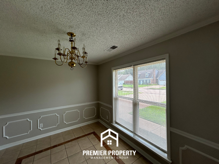 7316 Peppermill Ln - Photo 2 of 21
