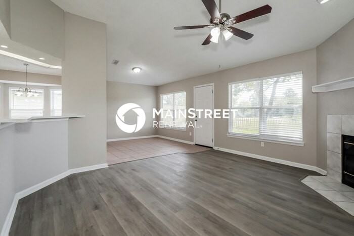 13372 Tropic Egret Dr - Photo 4 of 16