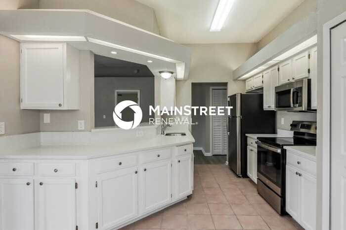 13372 Tropic Egret Dr - Photo 6 of 16