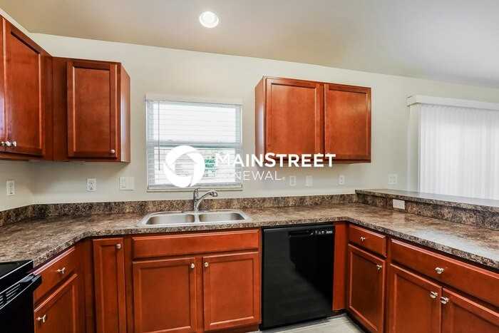 1002 Sw 6th Ave - Photo 7 of 16