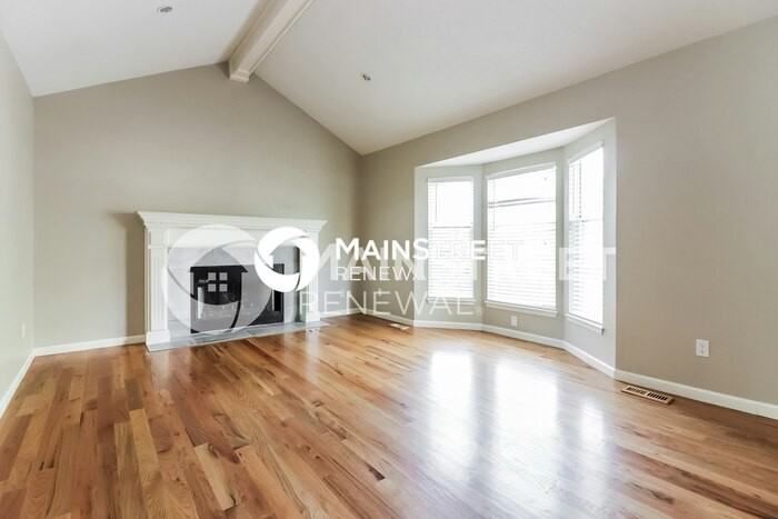 121 E Remington Ter - Photo 4 of 17