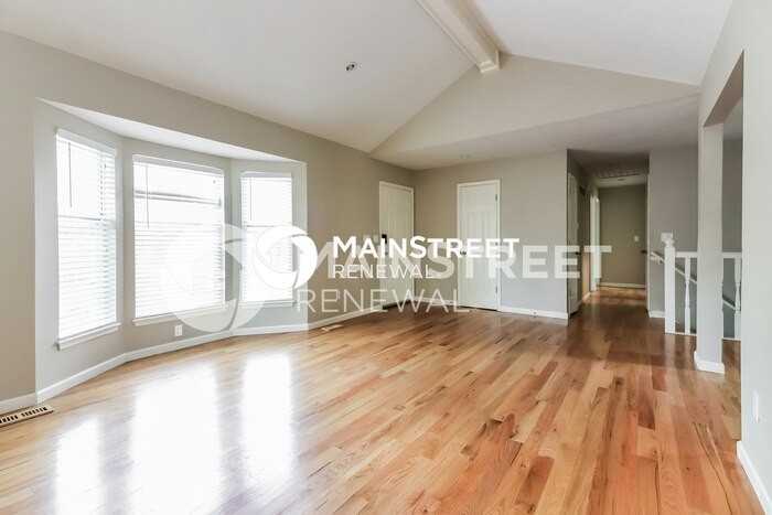 121 E Remington Ter - Photo 5 of 17