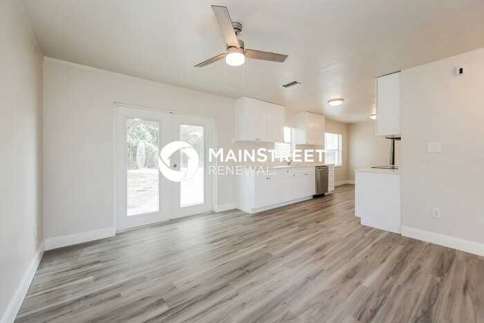 14061 Caribbean Blvd - Photo 7 of 16