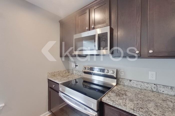 109 Saint Matthew Way - Photo 7 of 27