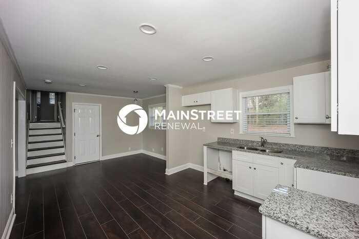 3785 Benchmark Dr - Photo 6 of 18