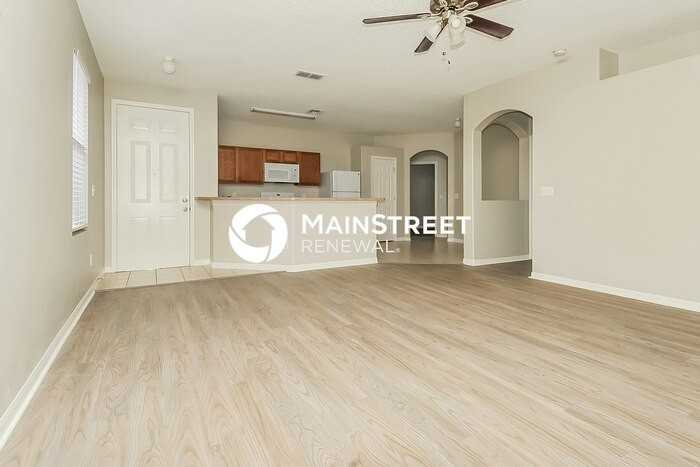 527 Madina Cir - Photo 6 of 16