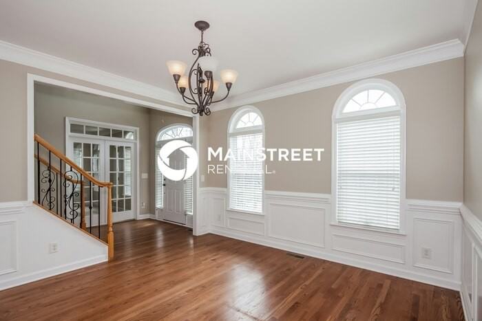 5512 Strabane Dr - Photo 6 of 23