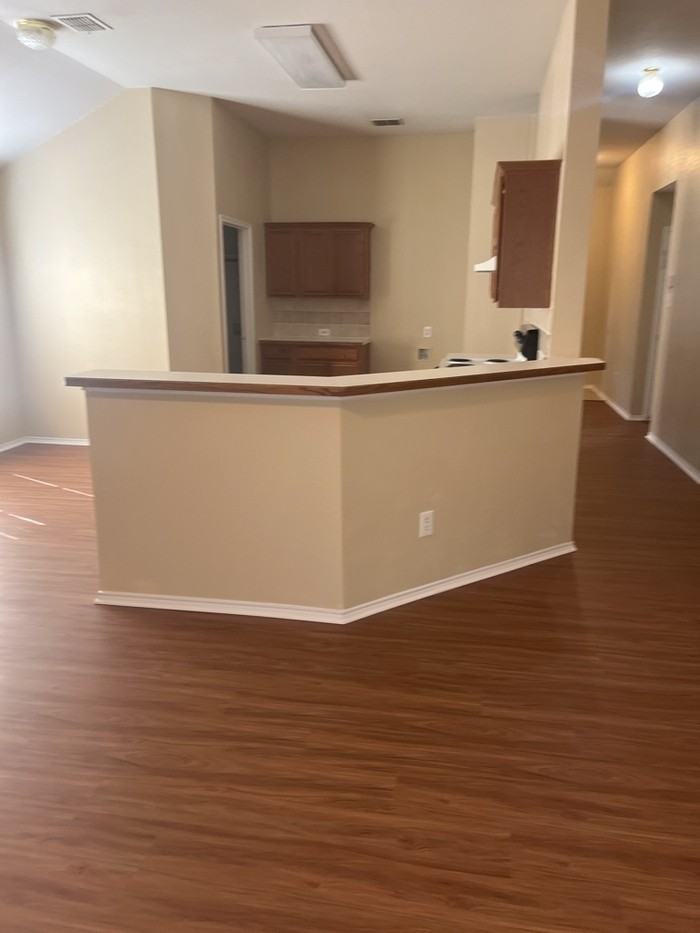 1513 Kingfisher Dr - Photo 6 of 17