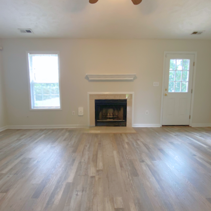 183 Independence Dr - Photo 4 of 25