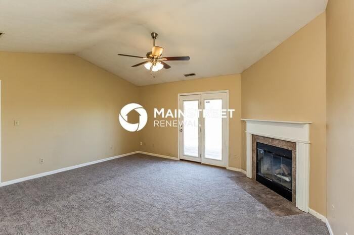 11204 Autumn Creek Ct - Photo 6 of 16