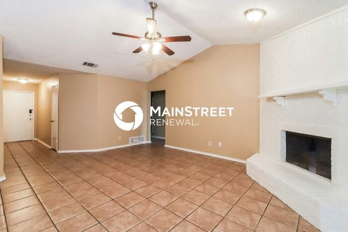1821 Wurzburg Dr - Photo 4 of 16