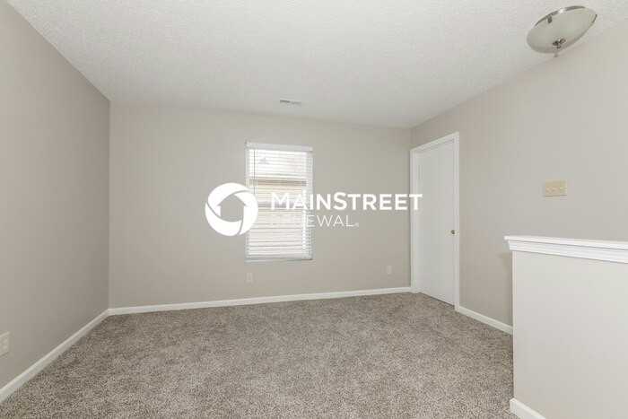 7050 Sycamore Grove Ct - Photo 7 of 17