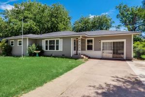 featured image of 1014 W Belden St